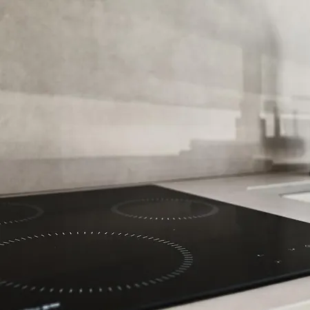 Touch&go - Via Gaetano Previati 38, Apartament *