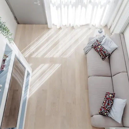 Touch&go - Via Gaetano Previati 38, Apartment