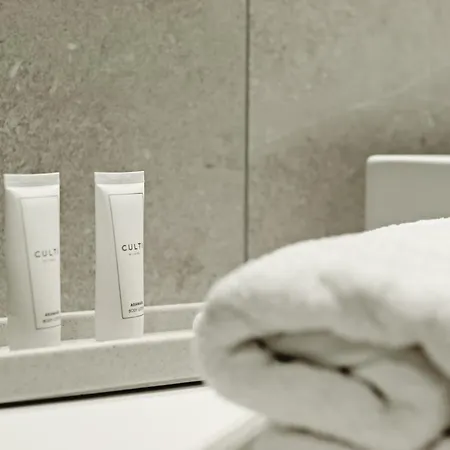 Touch&go - Via Gaetano Previati 38, Apartamento *